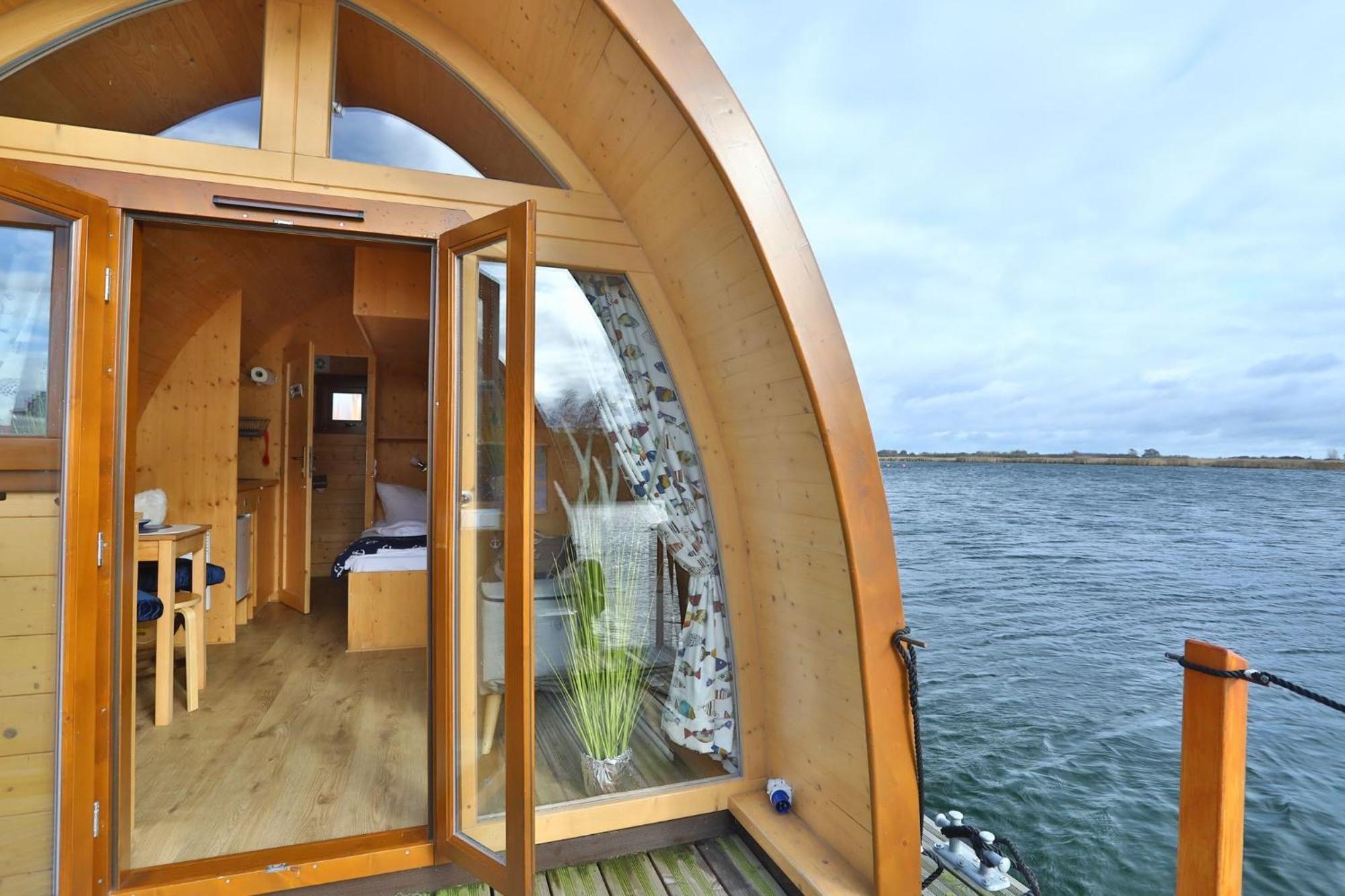 Hausboot Dotterbart Hotel Gager Kültér fotó